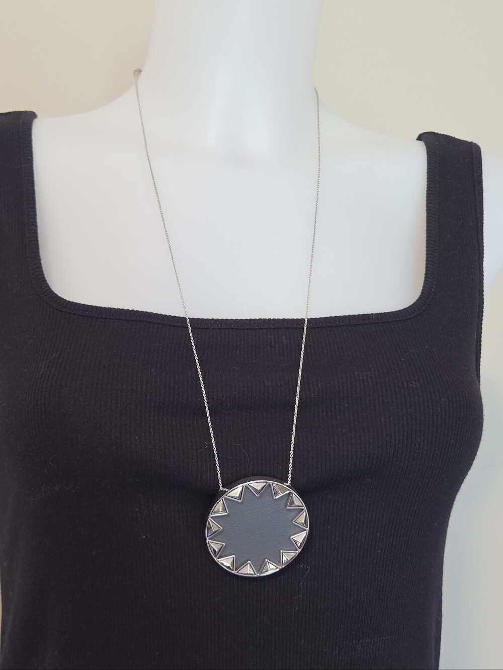 House Of Harlow 1960 Silver Sunburst Grey Leather Large Pendant